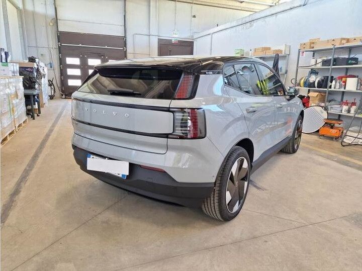 Volvo EX30 Extended Range Ultra 5d