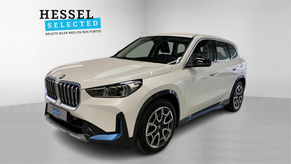 BMW iX1 xDrive30 X-Line 5d