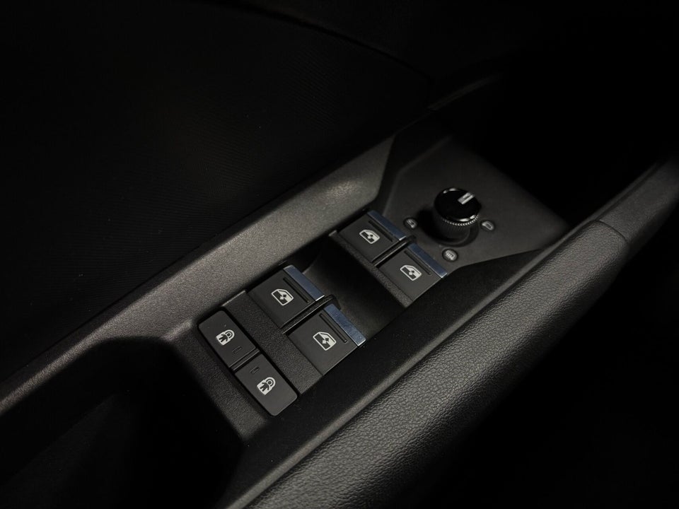 Audi Q4 e-tron 40 S-line 5d