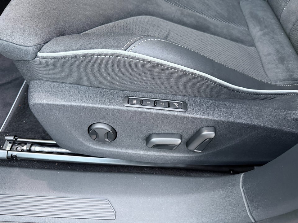 Skoda Enyaq 85 iV Sportline 5d