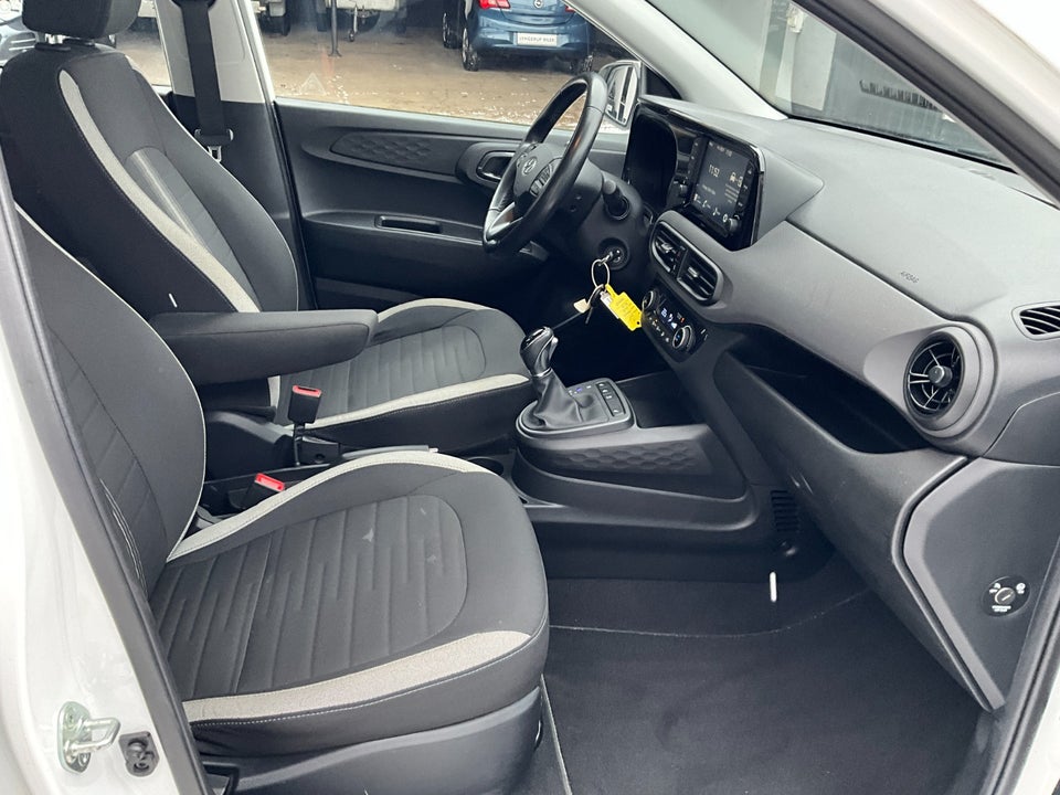 Hyundai i10 1,0 MPi Advanced AMT 5d