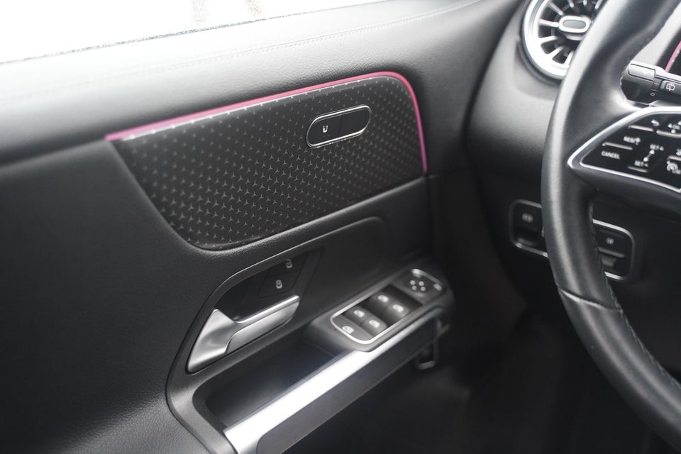 Mercedes EQB250+ Progressive 5d