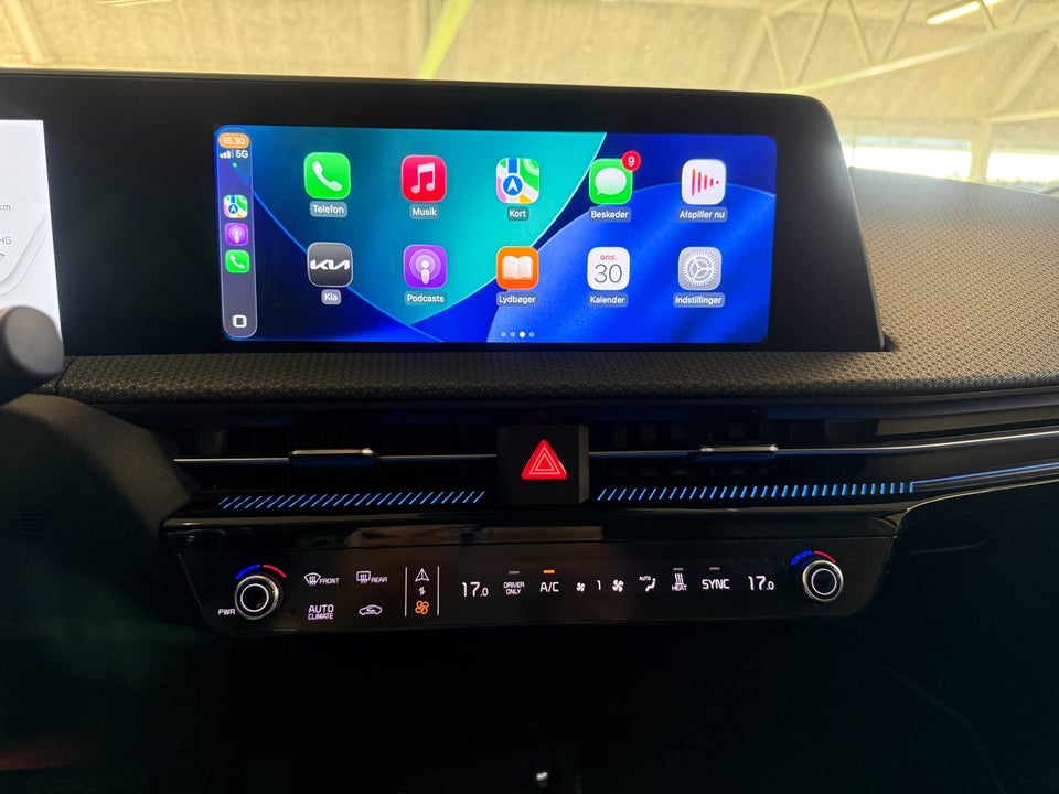 Kia EV6 58 Standard Range Upgrade 5d