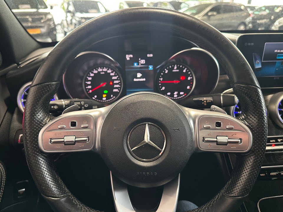 Mercedes C220 d 2,0 AMG Line stc. aut. 5d