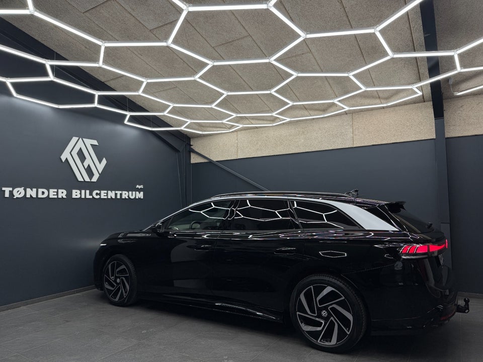 VW ID.7 86 Pro S Tourer 5d