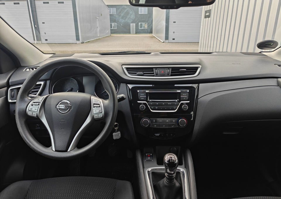 Nissan Qashqai 1,2 Dig-T 115 Visia 5d