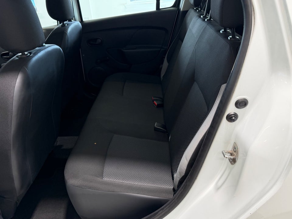 Dacia Logan 1,2 16V Ambiance MCV 5d