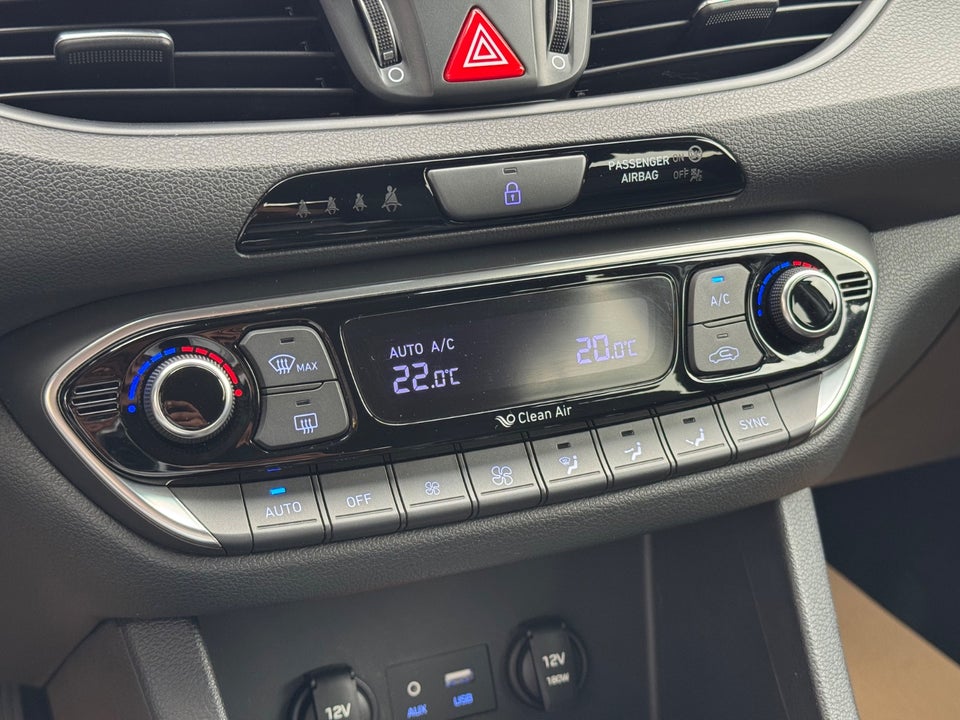 Hyundai i30 1,0 T-GDi Premium 5d