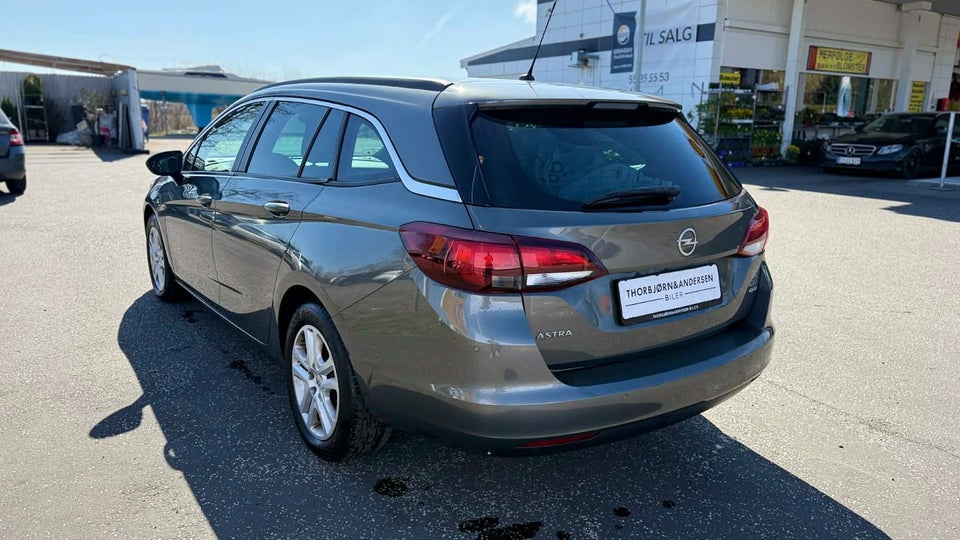 Opel Astra 1,6 CDTi 136 Enjoy Sports Tourer 5d