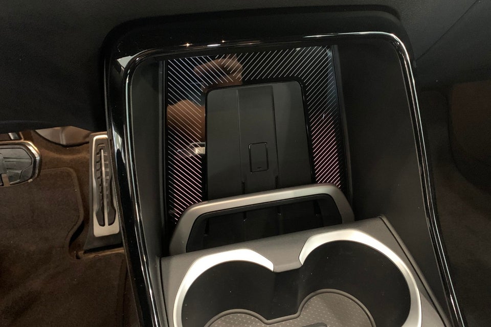 BMW iX1 eDrive20 M-Sport 5d