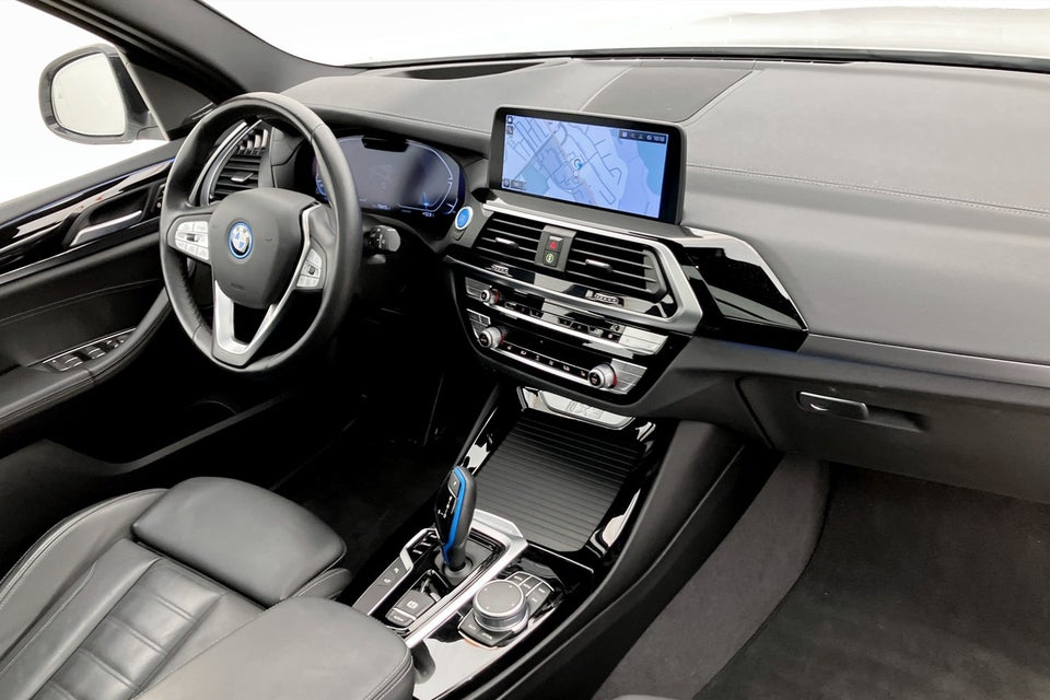 BMW iX3 Charged Plus 5d