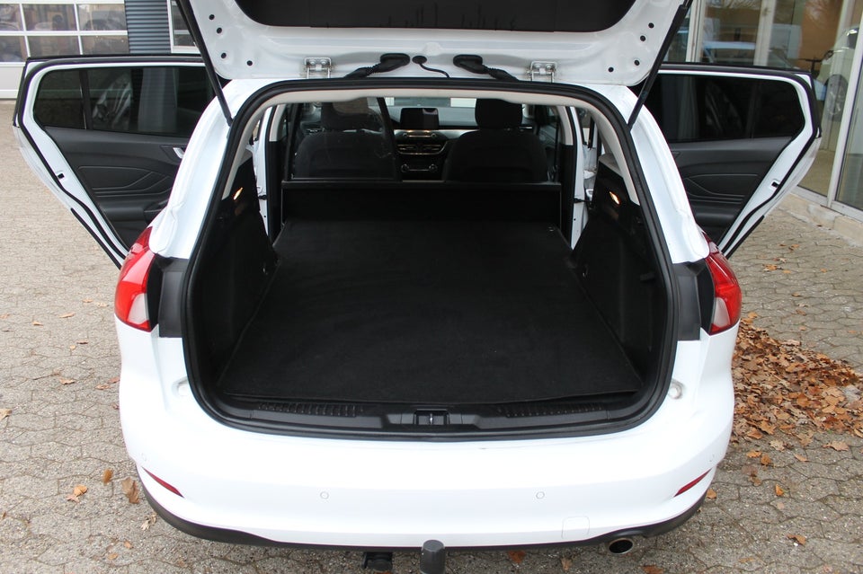 Ford Focus 1,5 EcoBlue Titanium stc. aut. Van 5d