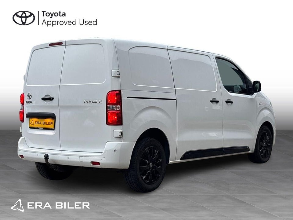 Toyota ProAce 2,0 D 177 Medium Comfort Master aut. 6d