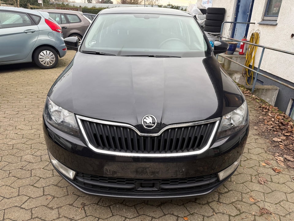 Skoda Rapid 1,2 TSi 90 Style Spaceback DSG 5d