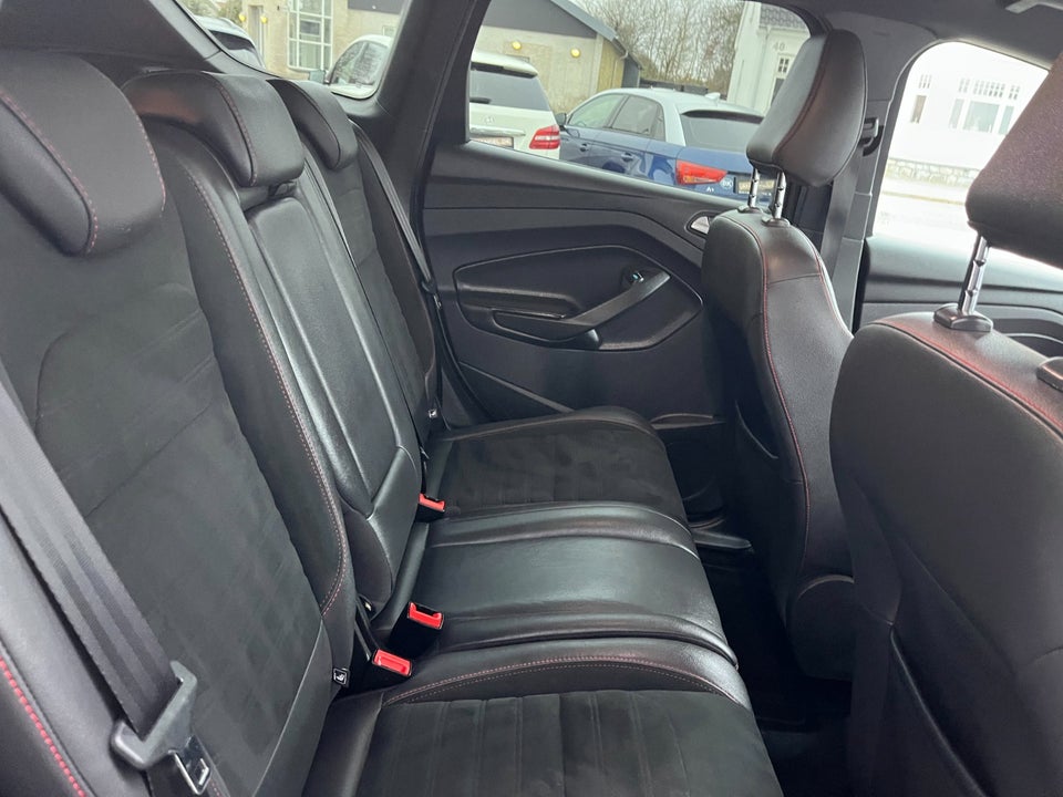 Ford Kuga 1,5 SCTi 150 ST-Line 5d