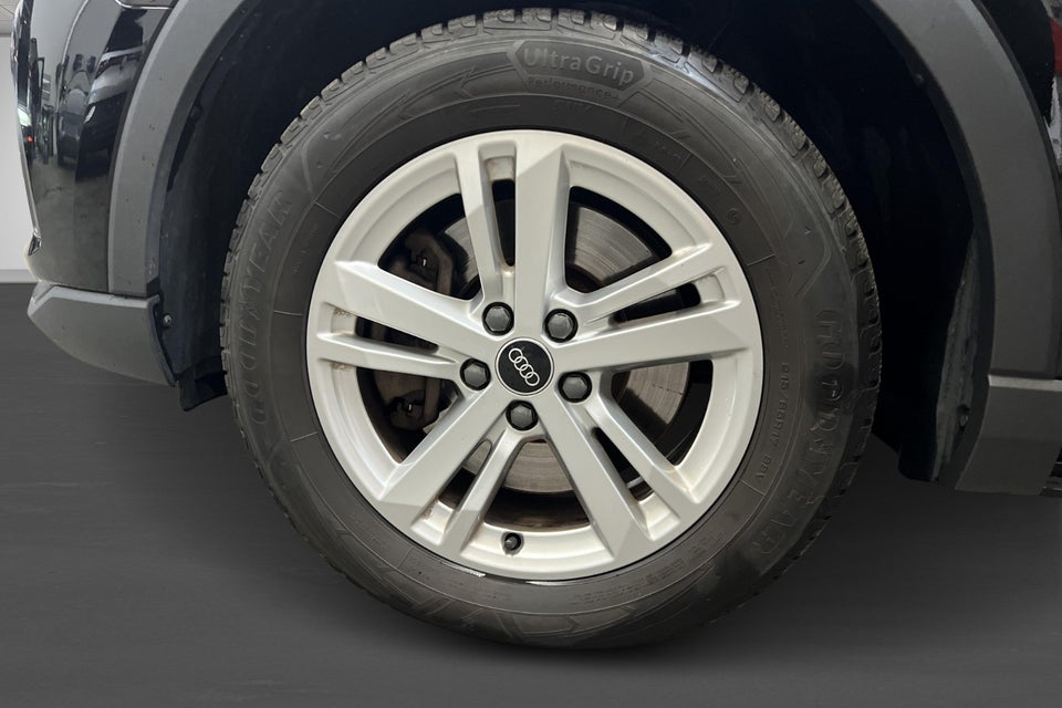 Audi Q3 45 TFSi e Attitude plus S-tr. 5d