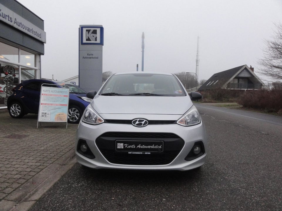 Hyundai i10 1,0 Move 5d