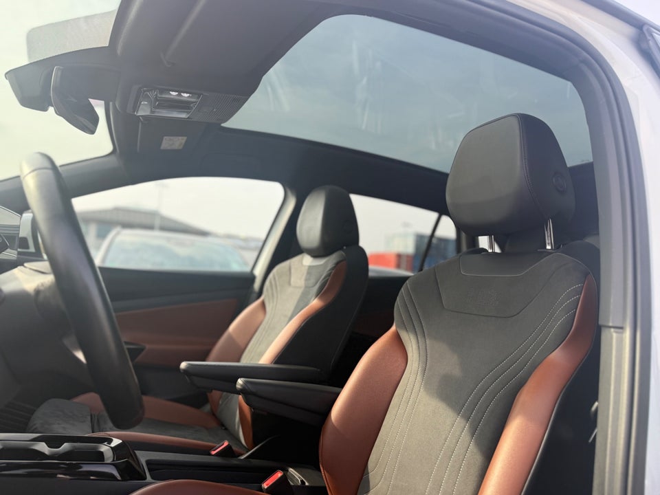 VW ID.4 77 Pro Performance Tech 5d