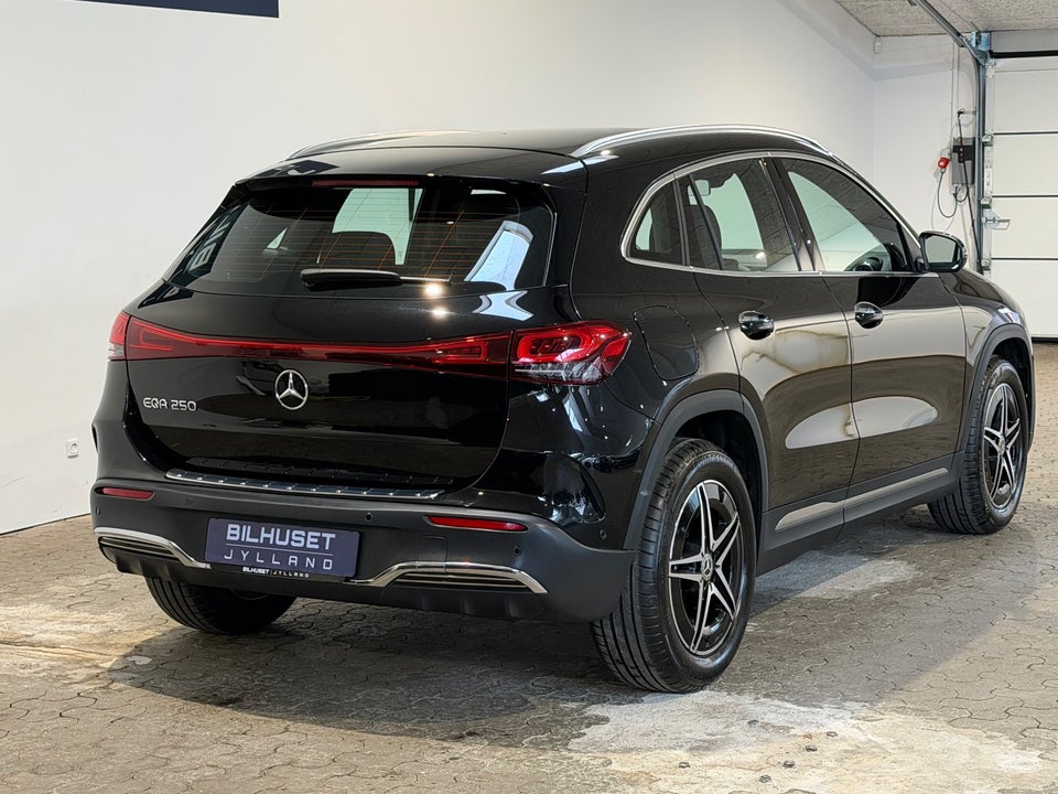 Mercedes EQA250 AMG Line 5d