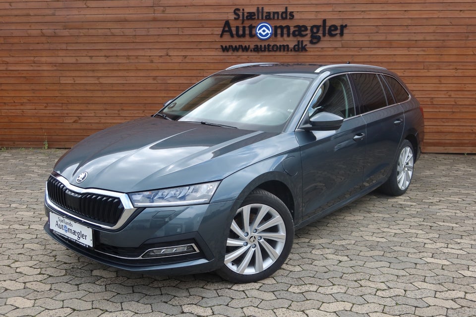 Skoda Octavia 1,4 TSi iV Plus Combi DSG 5d
