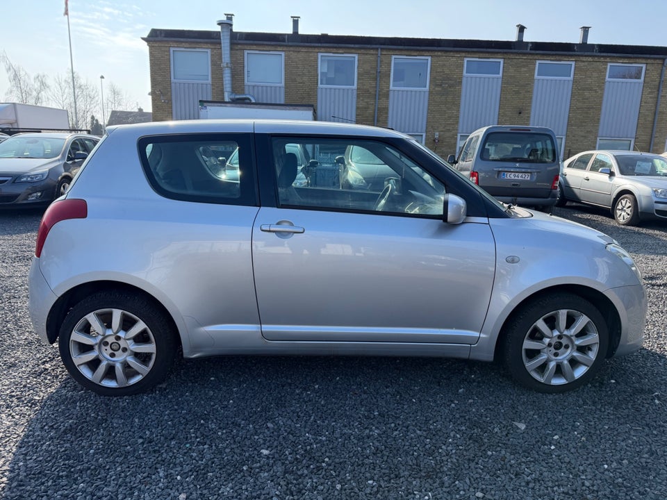 Suzuki Swift 1,3 GL-A 3d