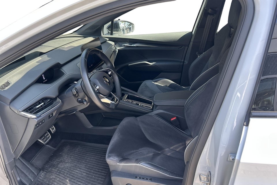 Skoda Enyaq 85 iV Sportline 5d
