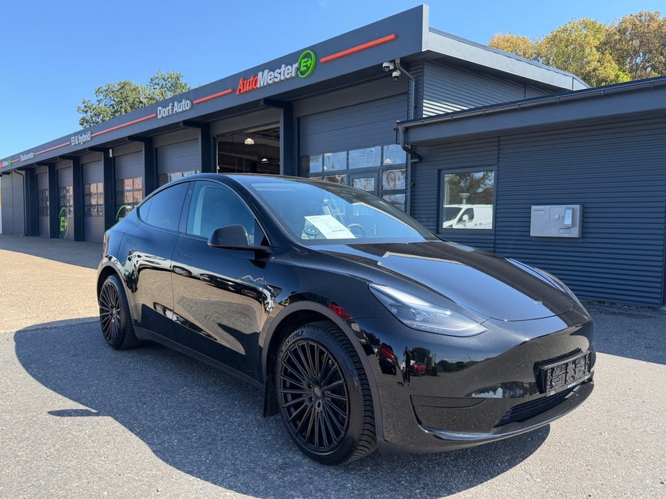 Tesla Model Y RWD 5d