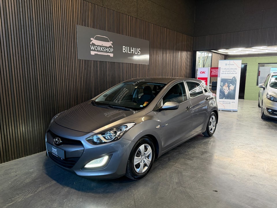 Hyundai i30 1,6 CRDi 110 Comfort Eco 5d