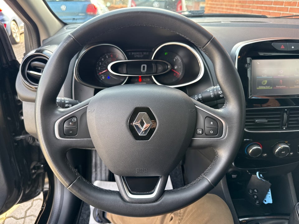 Renault Clio IV 0,9 TCe 90 Zen Sport Tourer 5d