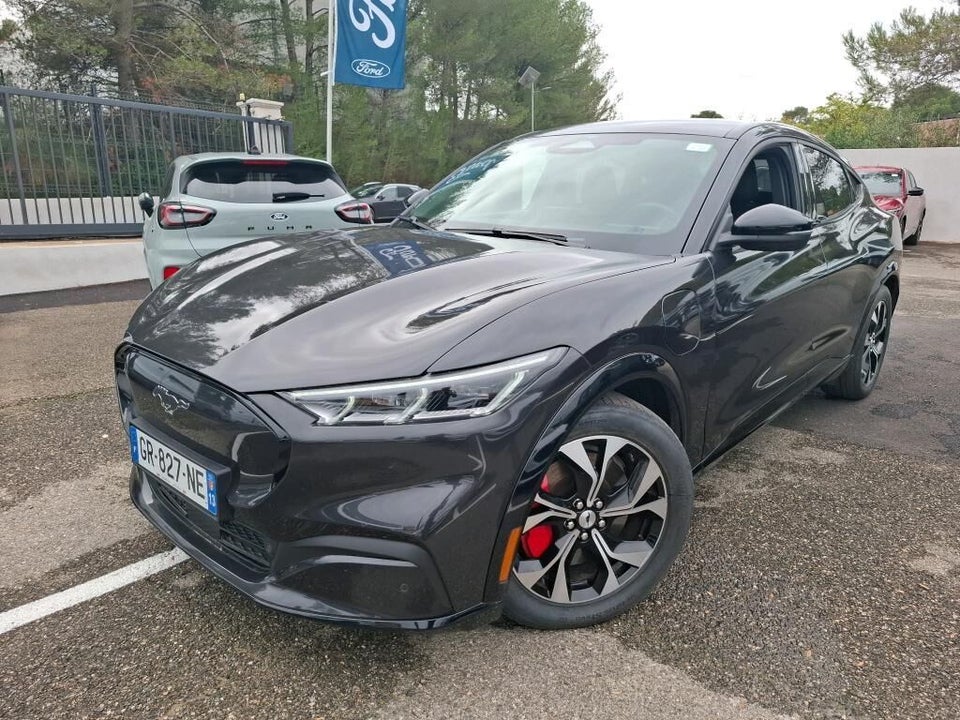 Ford Mustang Mach-E 75 Premium Standard Range AWD 5d