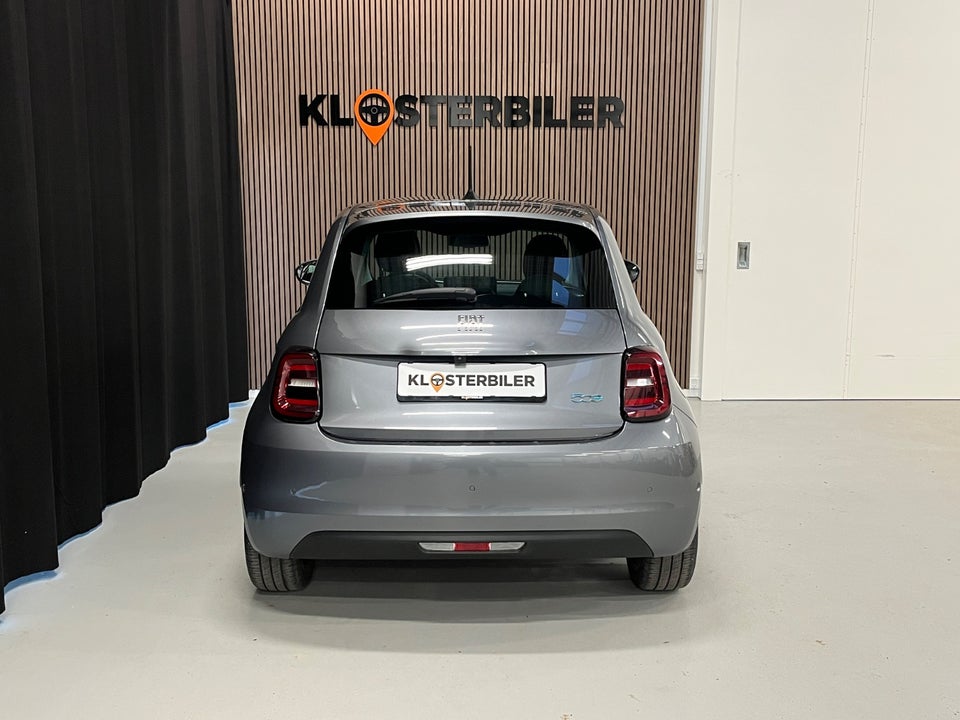 Fiat 500e 42 Icon 3d