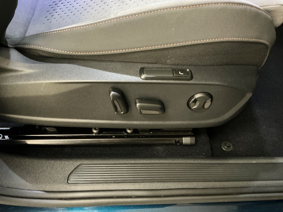 Cupra Born 58 Copper Edition One 5d