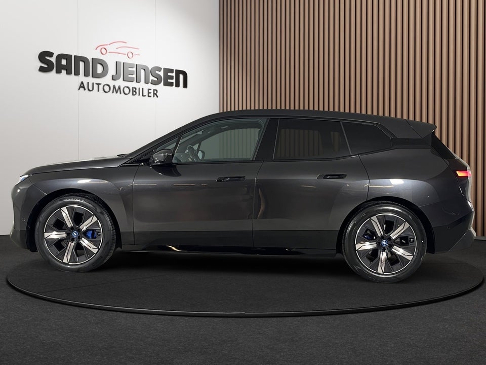 BMW iX xDrive50 Supercharged 5d