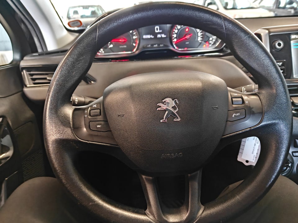Peugeot 208 1,2 VTi Active 5d