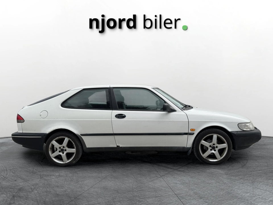 Saab 900 2,0  3d