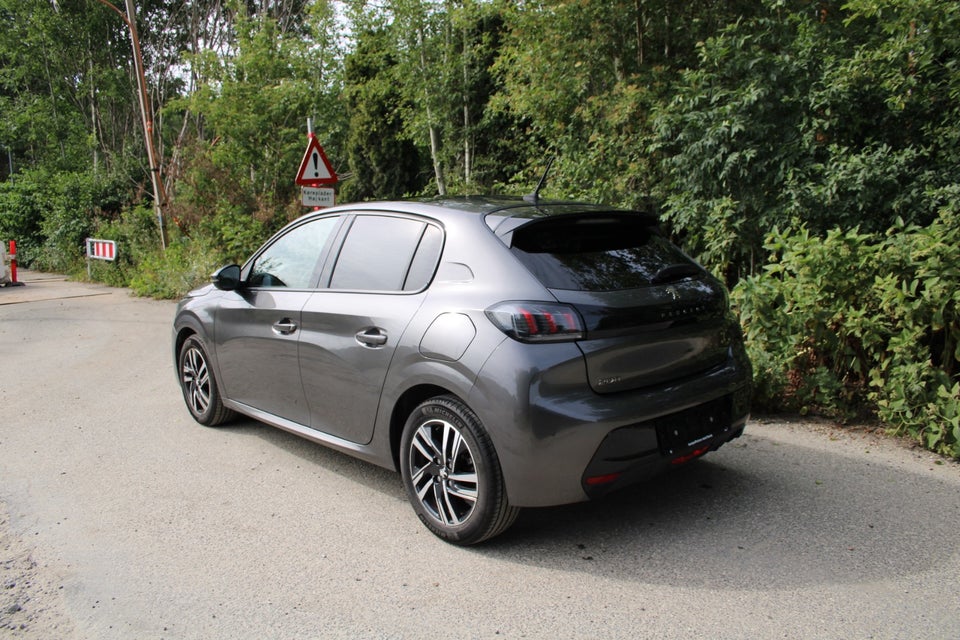 Peugeot 208 1,2 PureTech 100 Active 5d