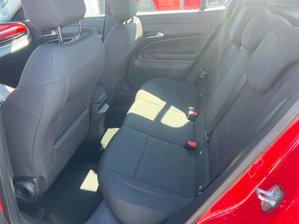Fiat 600e 54 (RED) 5d