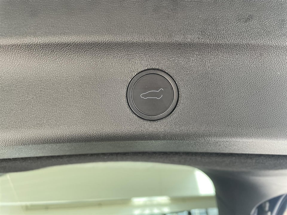 Tesla Model Y Long Range RWD 5d