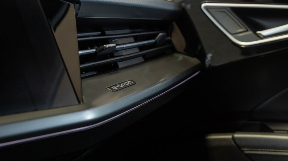Audi Q4 e-tron 40 S-line 5d