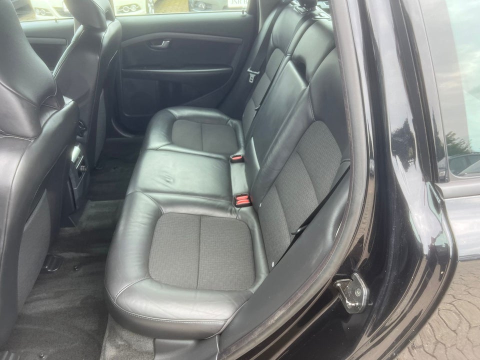 Volvo V70 1,6 D DRIVe Summum 5d