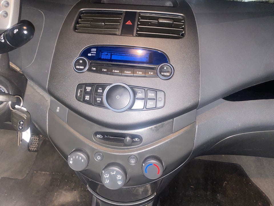 Chevrolet Spark 1,0 LS 5d
