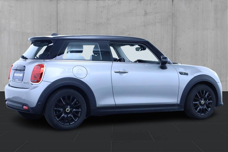 MINI Cooper SE Classic Trim 3d
