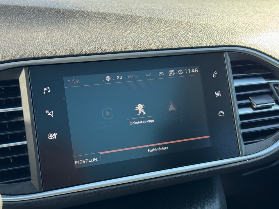 Peugeot 308 1,5 BlueHDi 130 Allure Sky SW 5d