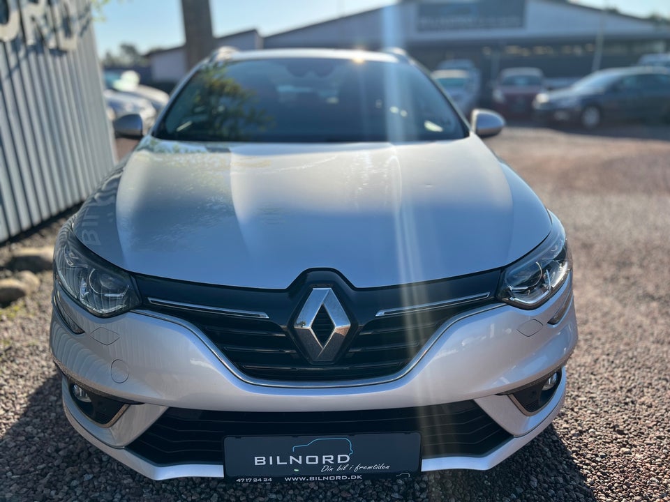 Renault Megane IV 1,2 TCe 100 Zen Sport Tourer 5d