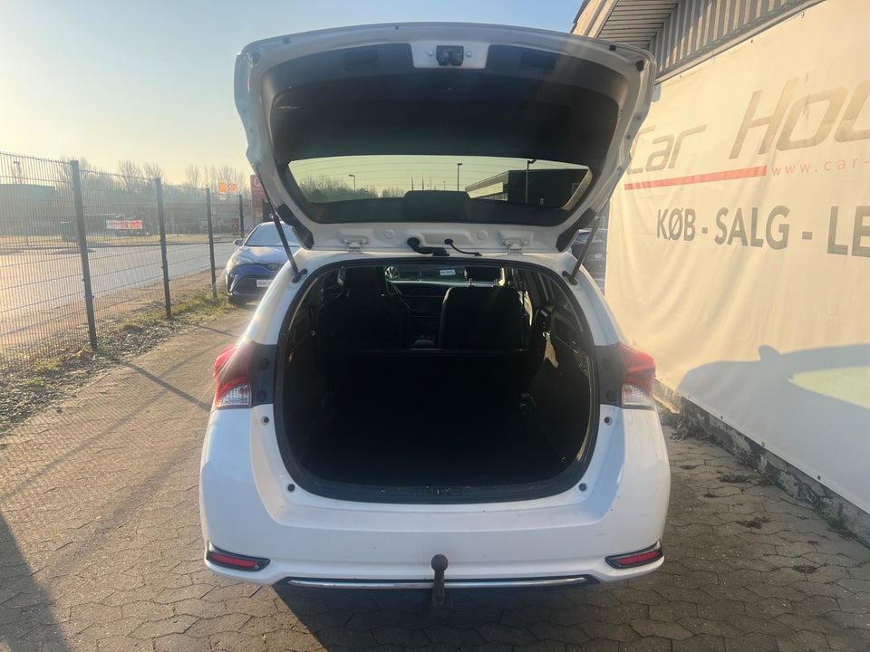 Toyota Auris 1,8 Hybrid H2 Touring Sports CVT Van 5d