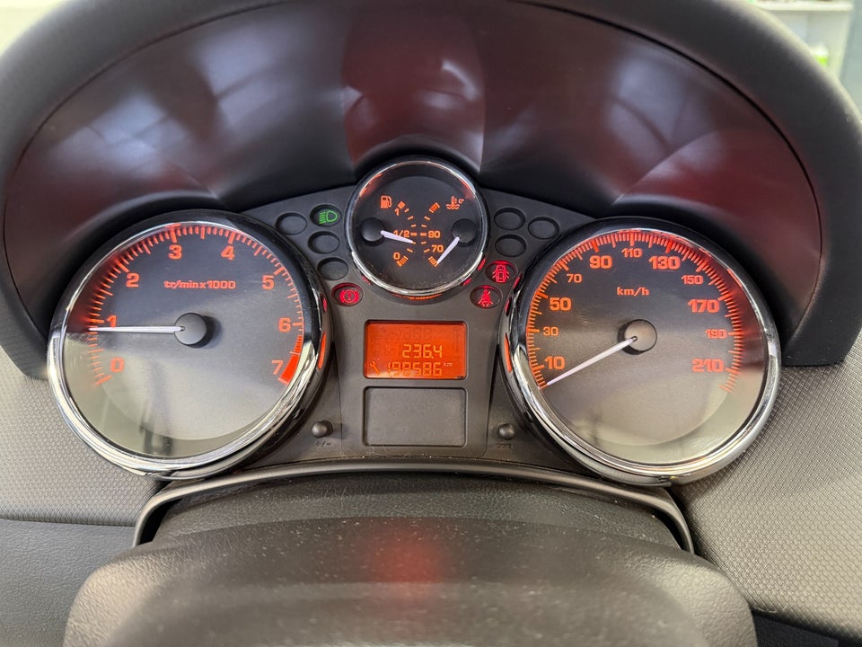 Peugeot 207 1,6 CC 2d