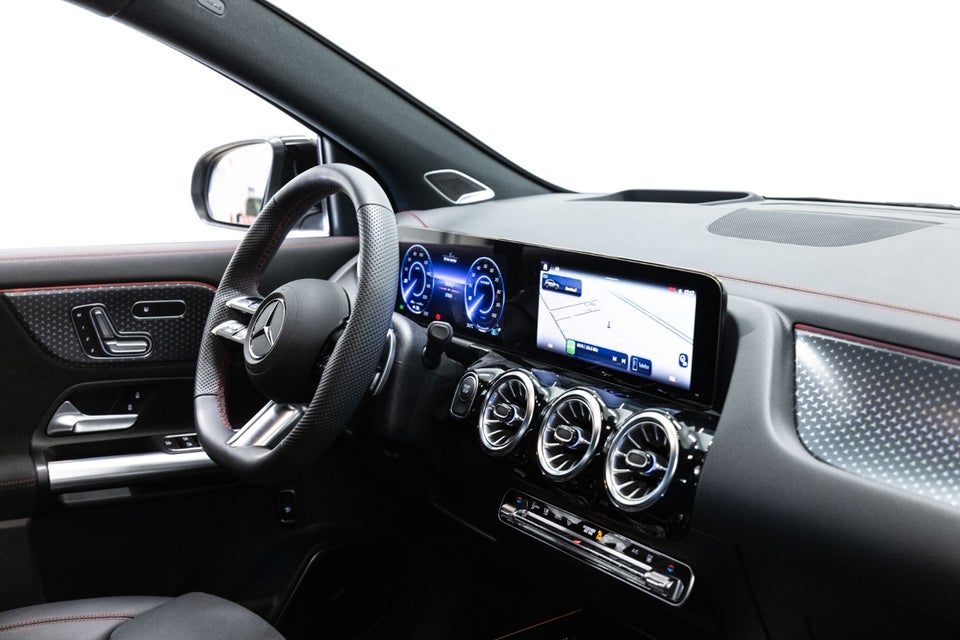 Mercedes EQA250+ AMG Premium 5d