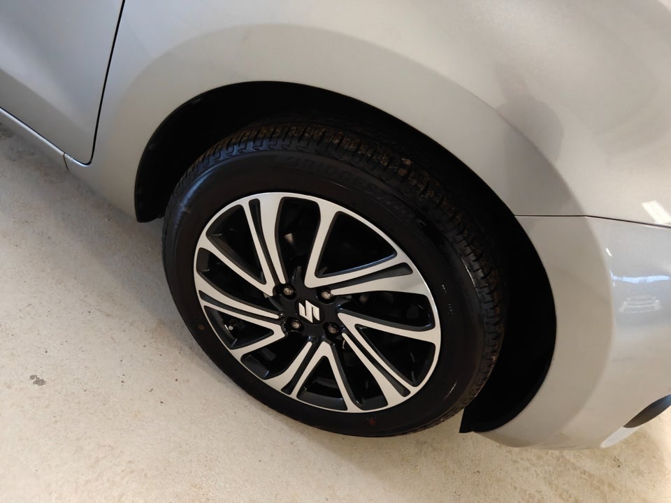 Suzuki Swift 1,2 mHybrid Exclusive 5d