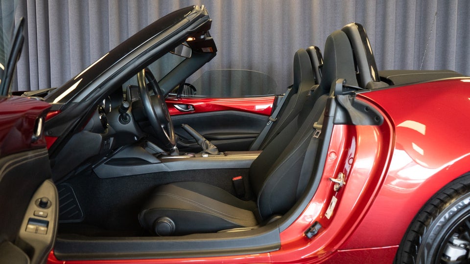 Mazda MX-5 1,5 SkyActiv-G 132 Roadster 2d