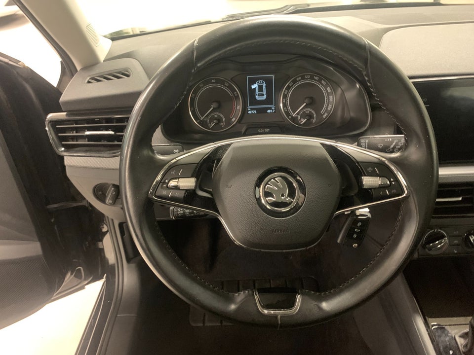 Skoda Kamiq 1,0 TSi 110 Dynamic DSG 5d